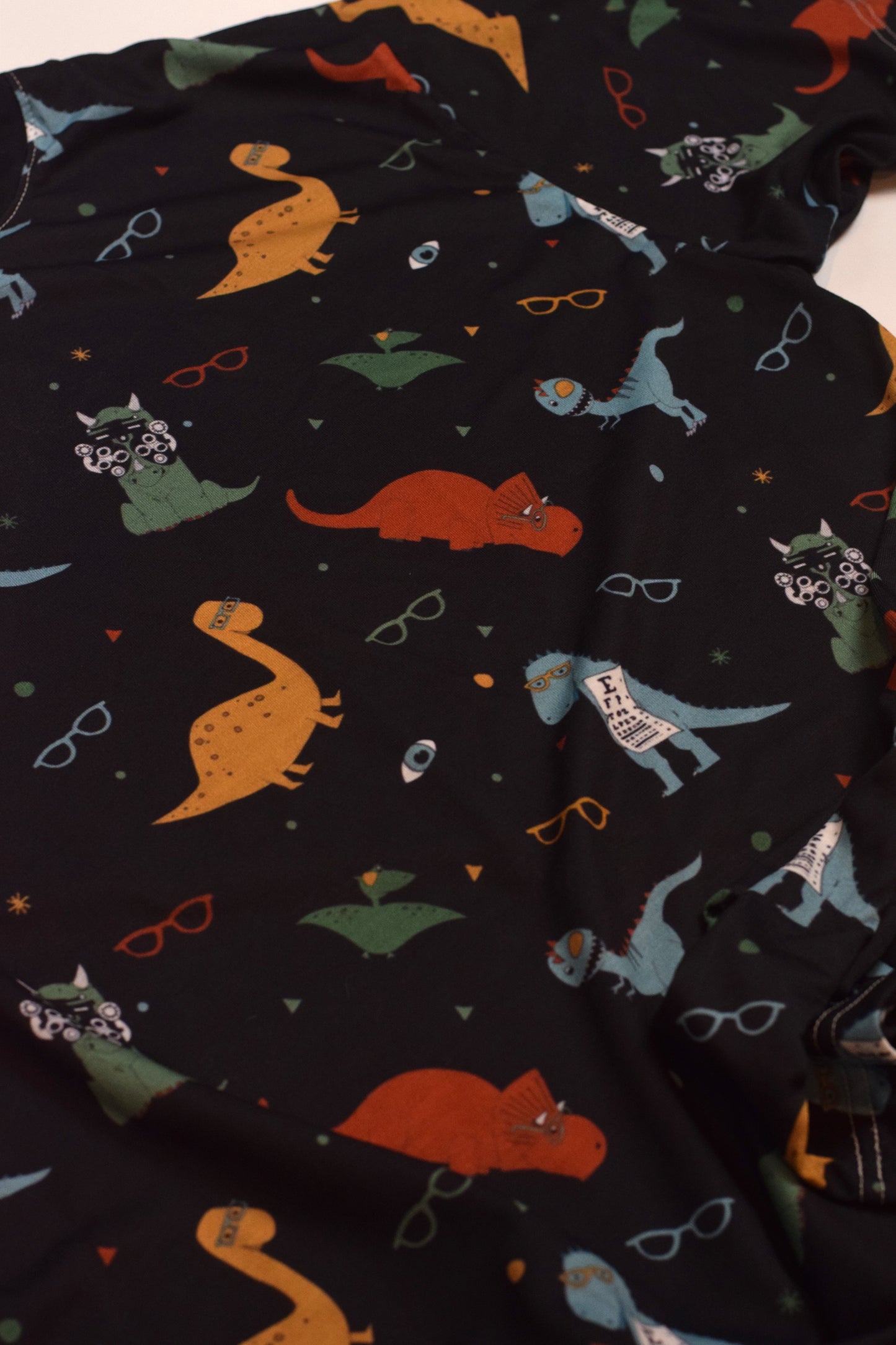 Eye dino optometry tshirt