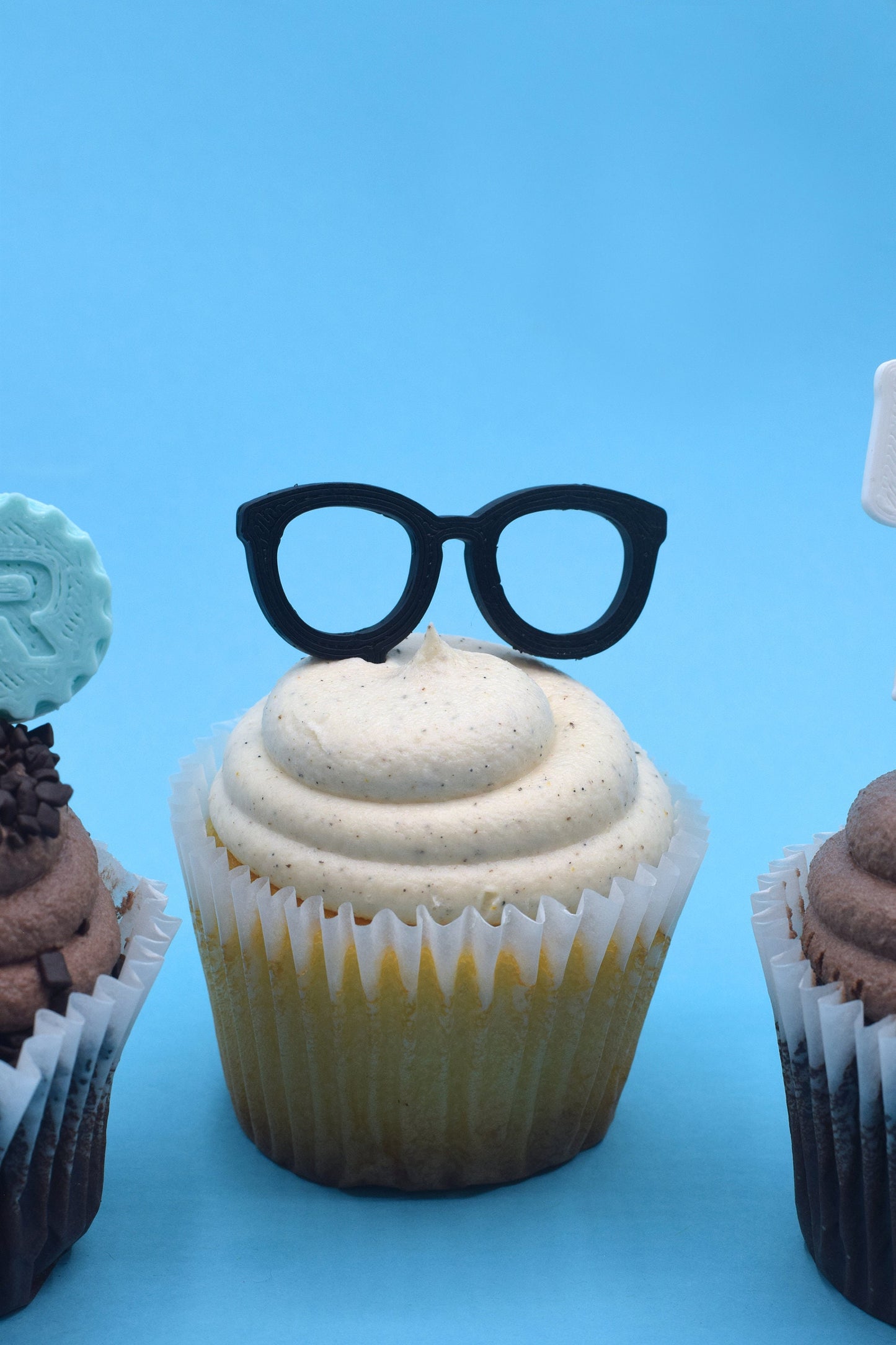 Optometry Cupcake toppers, Optometry gift, Optometrist, Eye doctor, doctor cupcake topper, eye cupcake topper, contact case eye doctor party