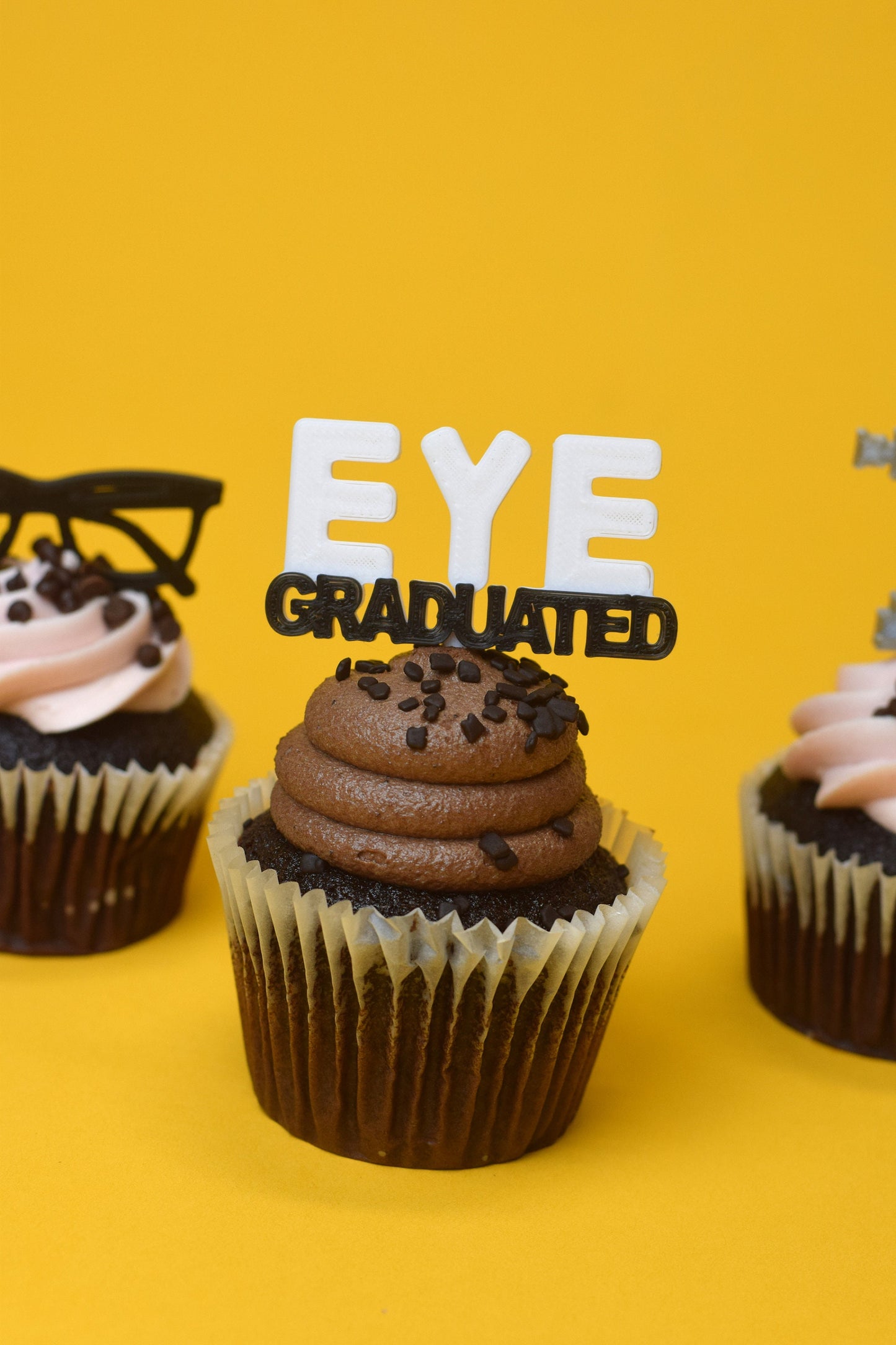 Optometry graduation Cupcake toppers, Optometry gift, Optometrist, Eye doctor, doctor cupcake topper, eye cupcake topper,  graduation
