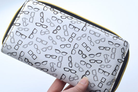 Glasses leopard print coin purse, optometry, optometrist eye doctor, glasses optometry gift, glasses gift, eye gift for eye doctor eye power