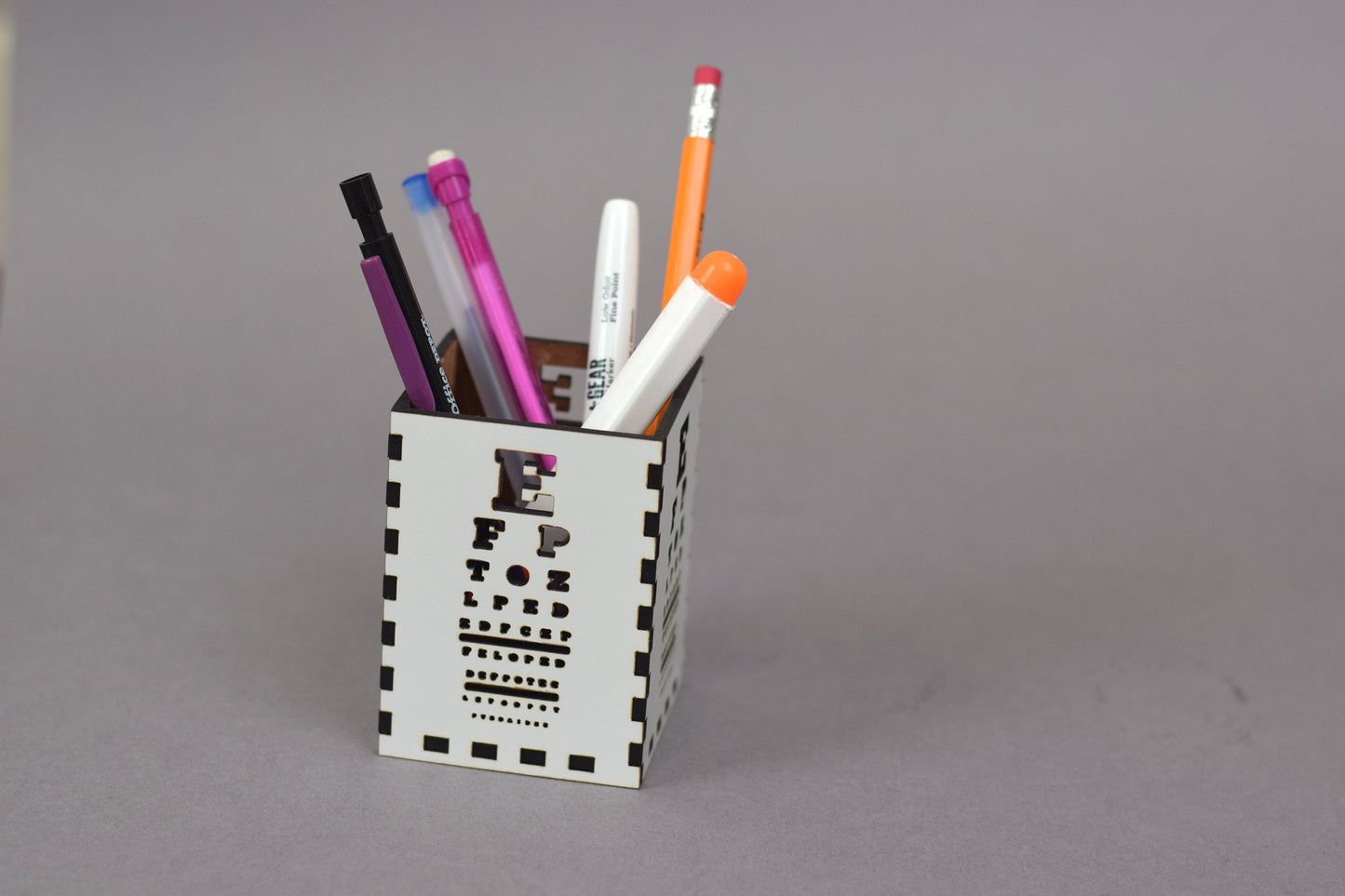 White Wood Snellen Eye Chart Pen Holder, Optometry pen holder, Optometry gift, Optometrist, Eye doctor gift, Eye chart, eye gift, Eye Power