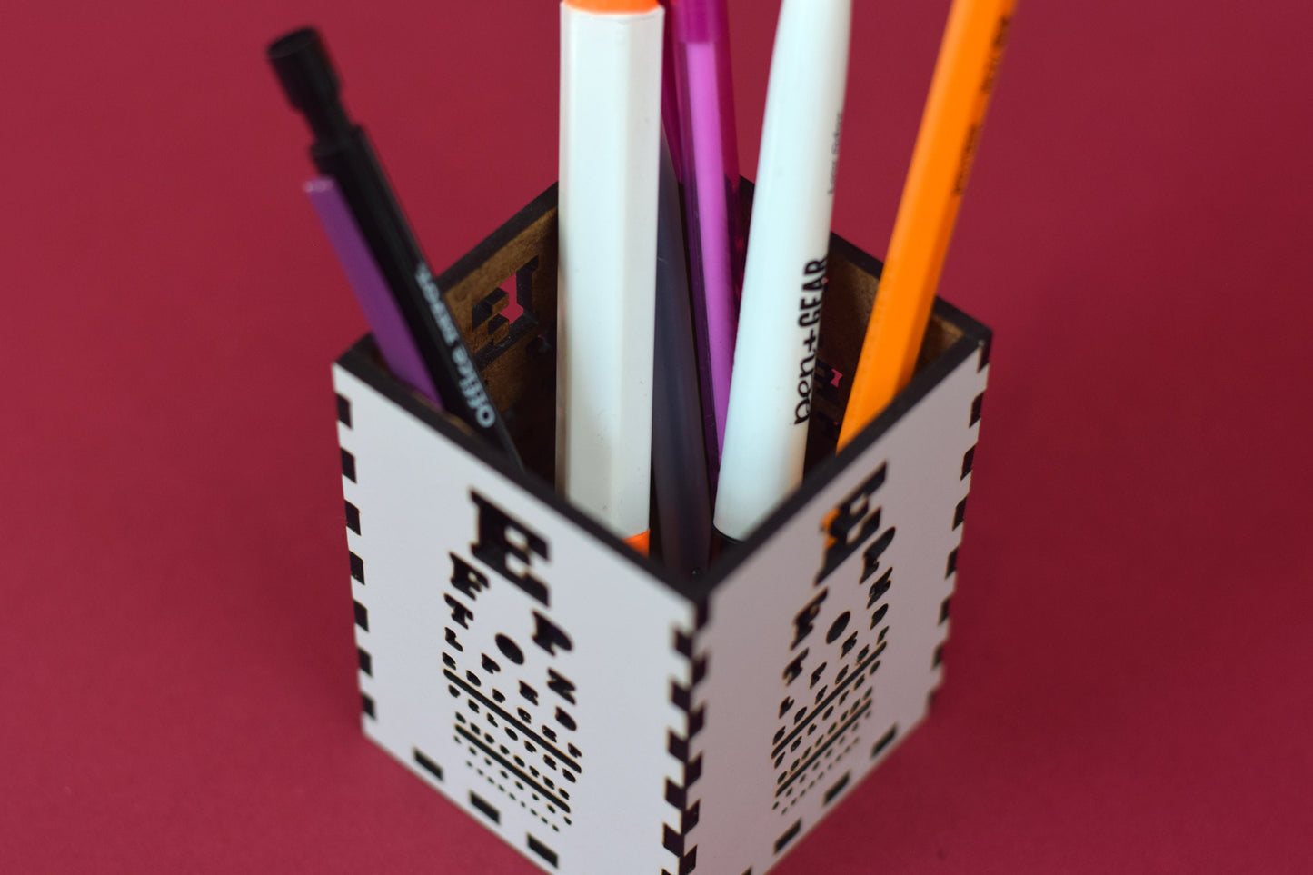 White Wood Snellen Eye Chart Pen Holder, Optometry pen holder, Optometry gift, Optometrist, Eye doctor gift, Eye chart, eye gift, Eye Power